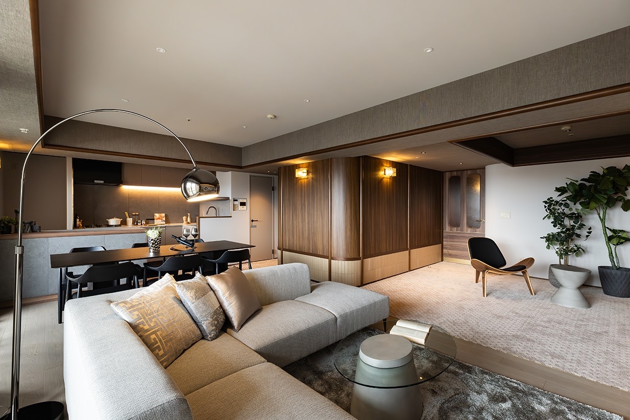 田の字地区内、烏丸御池駅まで徒歩3分、南向きリフォーム済みマンション