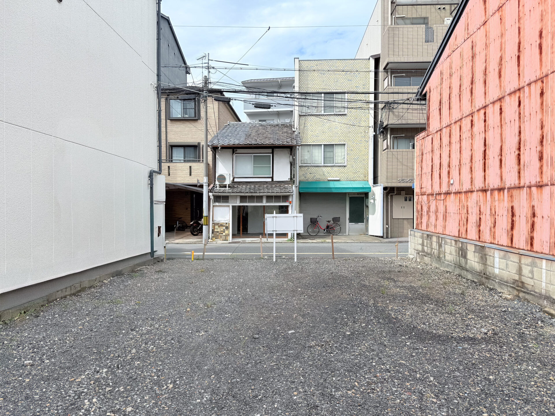清水五条駅徒歩5分更地、92坪、間口7.9m